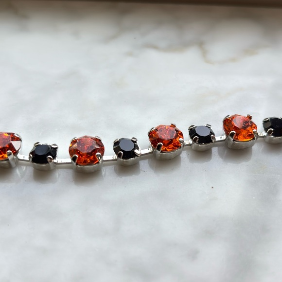 Sabika Inspired Orange & Black Crystal Bracelet - NWT - Picture 4 of 5